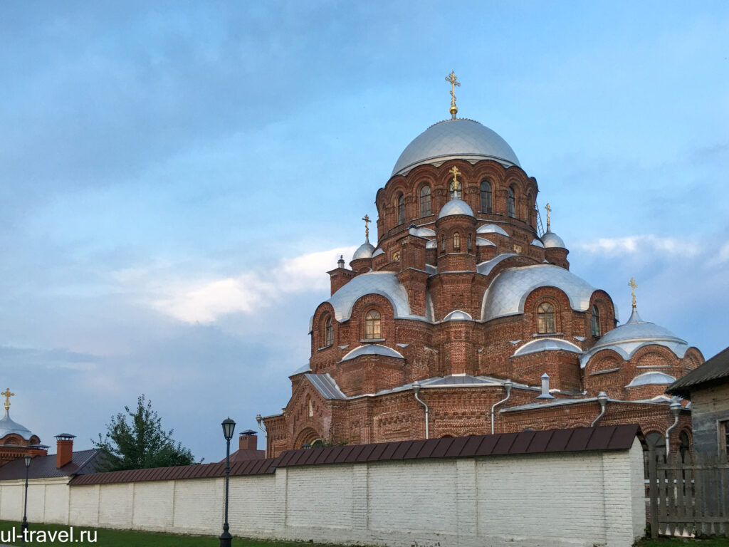 Собор во имя иконы Божьей Матери «Всех Скорбящих Радость» в Иоанно-Предтеченском монастыре